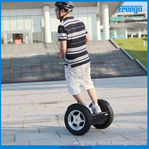 Easy Operate Smart Balance Electric Scooter with Auto Thinking Segway Gyroscope (UV01B)